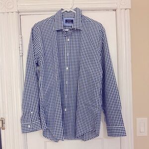 Navy blue and white gingham print men’s collared button down shirt